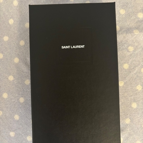 CASSANDRE MATELASSÉ LARGE FLAP WALLET IN GRAIN DE POUDRE LEATHER - Saint Laurent - Picture 7 of 8